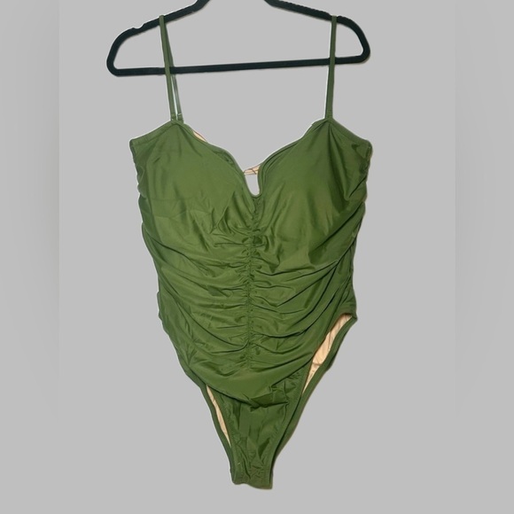NWT J. Crew Safari Green Ruched One-Piece Swimsuit with Removable Straps 22 (3X) - Picture 5 of 16